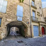 Au Logis De 뻬제나
